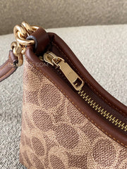 detail-zip-Coach-Laurel-Small-Shoulder-Bag-In-Signature-Canvas-Tan-Brown-balilene