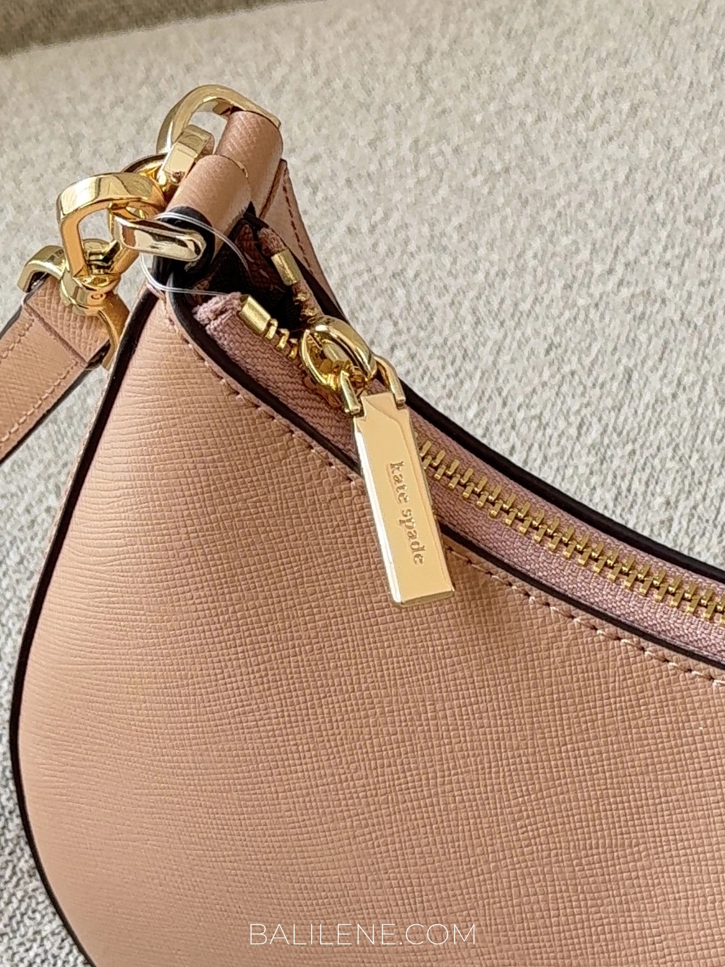 detail-zip-Kate-Spade-Paige-Shoulder-Bag-Light-Fawn-balilene