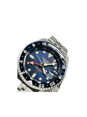 dial-Seiko-5-Sports-Automatic-GMT-SKX-Sports-Style-Silver-Stainless-Steel-Blue