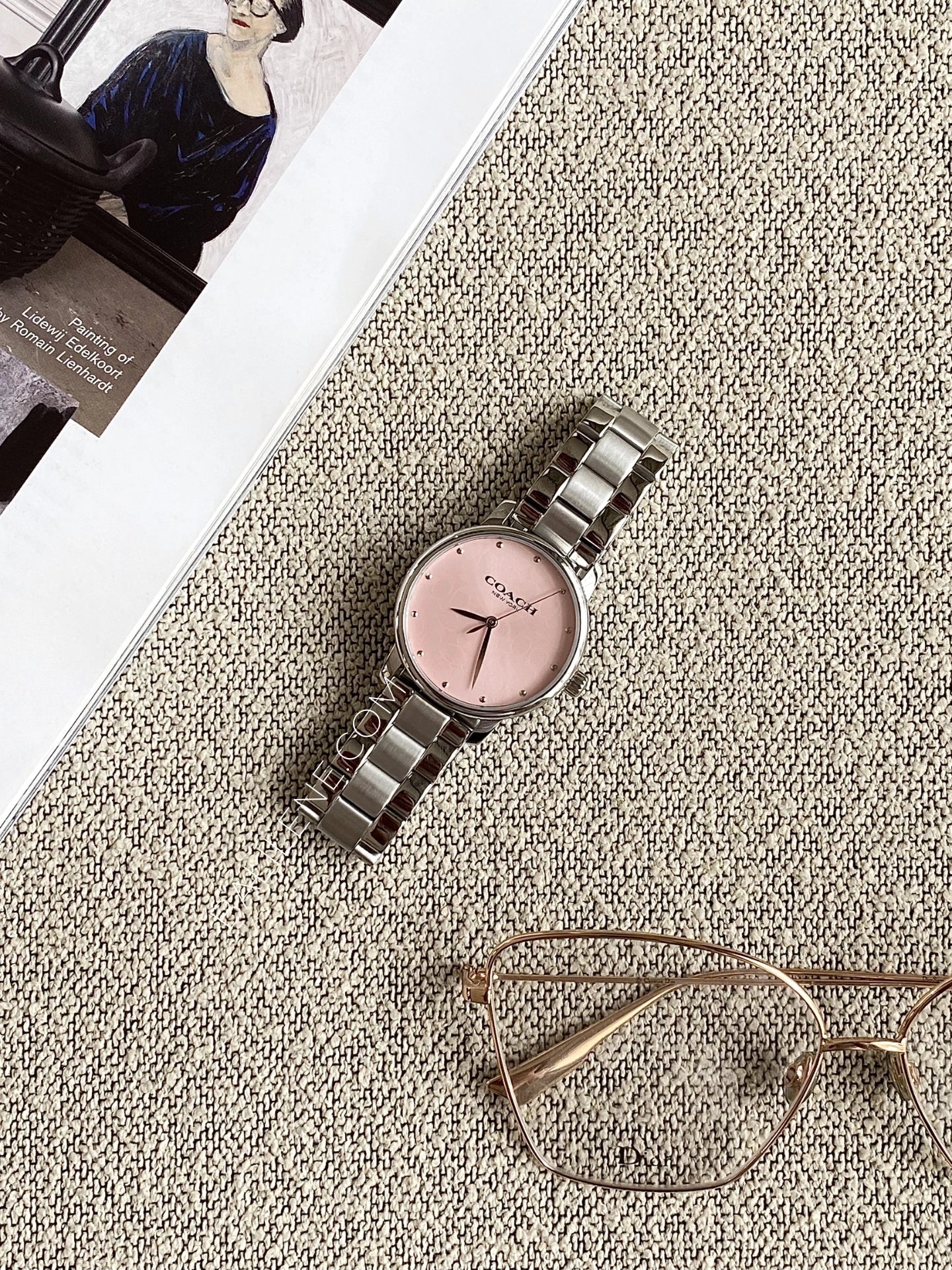 gambar-Coach-14000088-Grand-Women-s-Watch-_-Strap-Gift-Set-Light-Pink-Dial-balilene