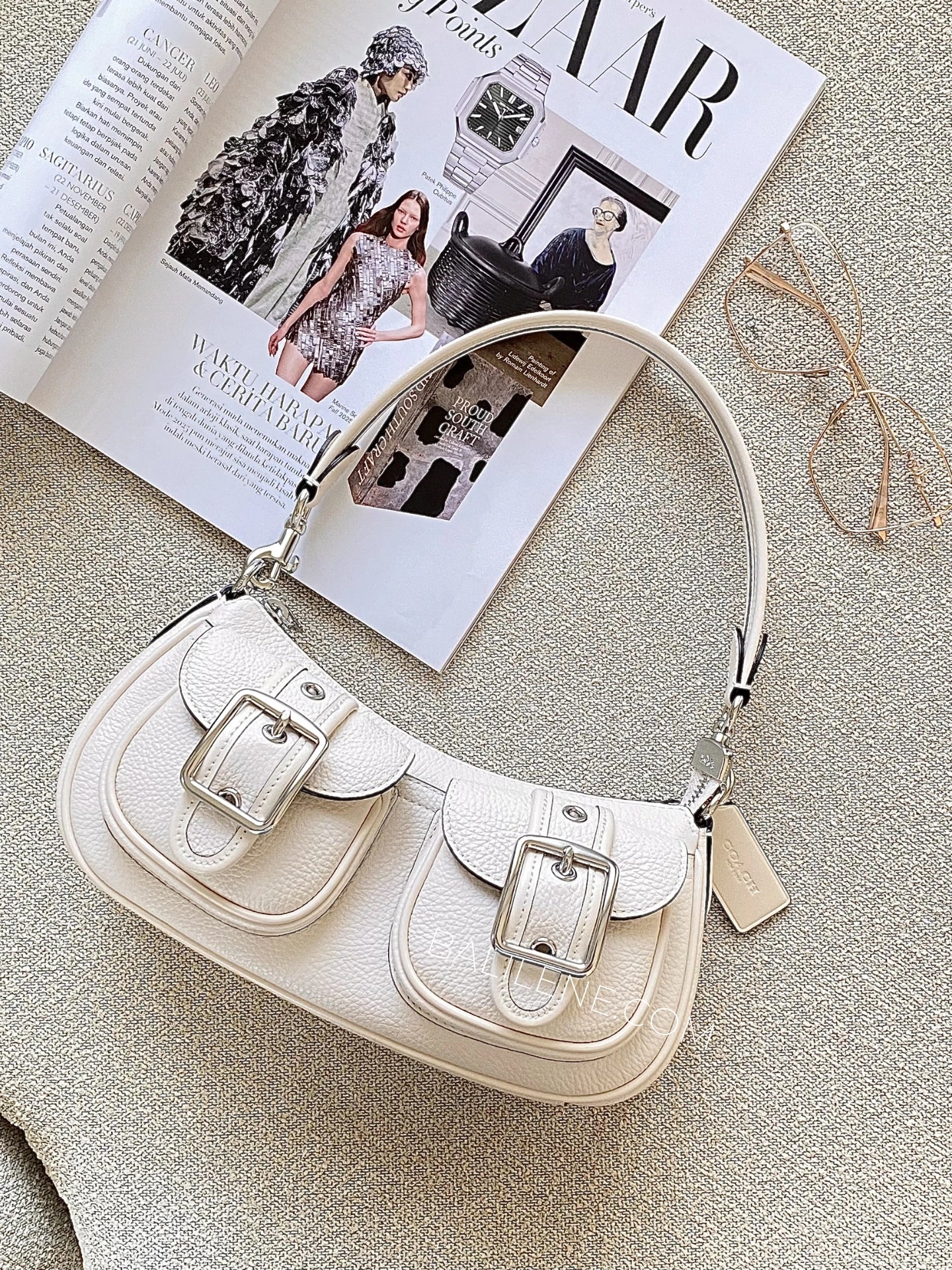 gambar-Coach-Ashton-Shoulder-Bag-Chalk-balilene