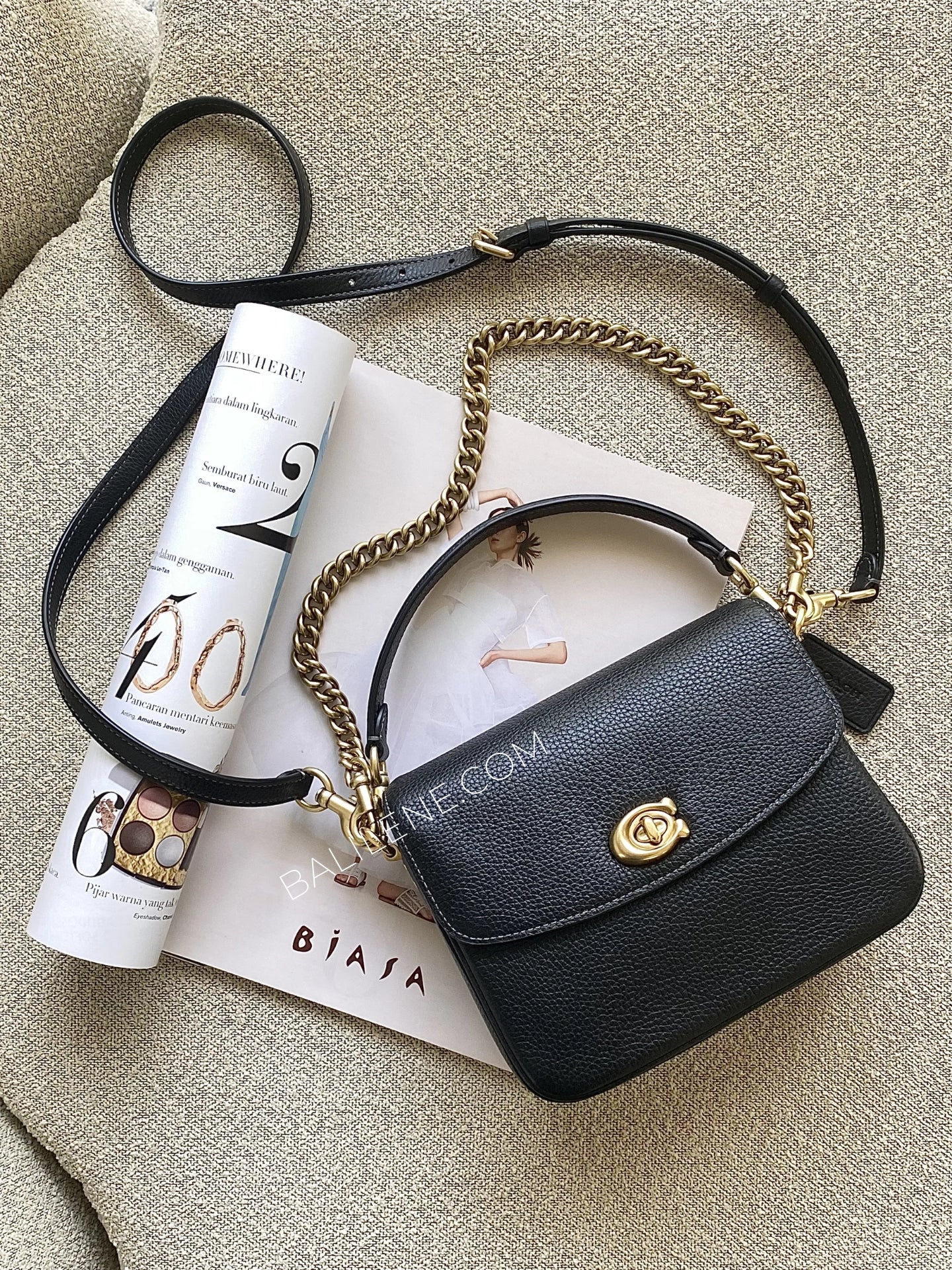 gambar-Coach-Cassie-Crossbody-Bag-19-Black-balilene