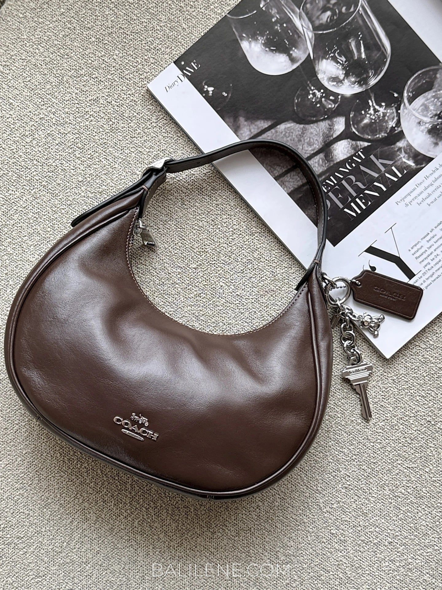 gambar-Coach-Emily-Shoulder-Bag-Maple-balilene
