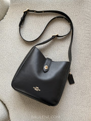 gambar-Coach-Hadley-Convertible-Crossbody-Bag-Black-balilene