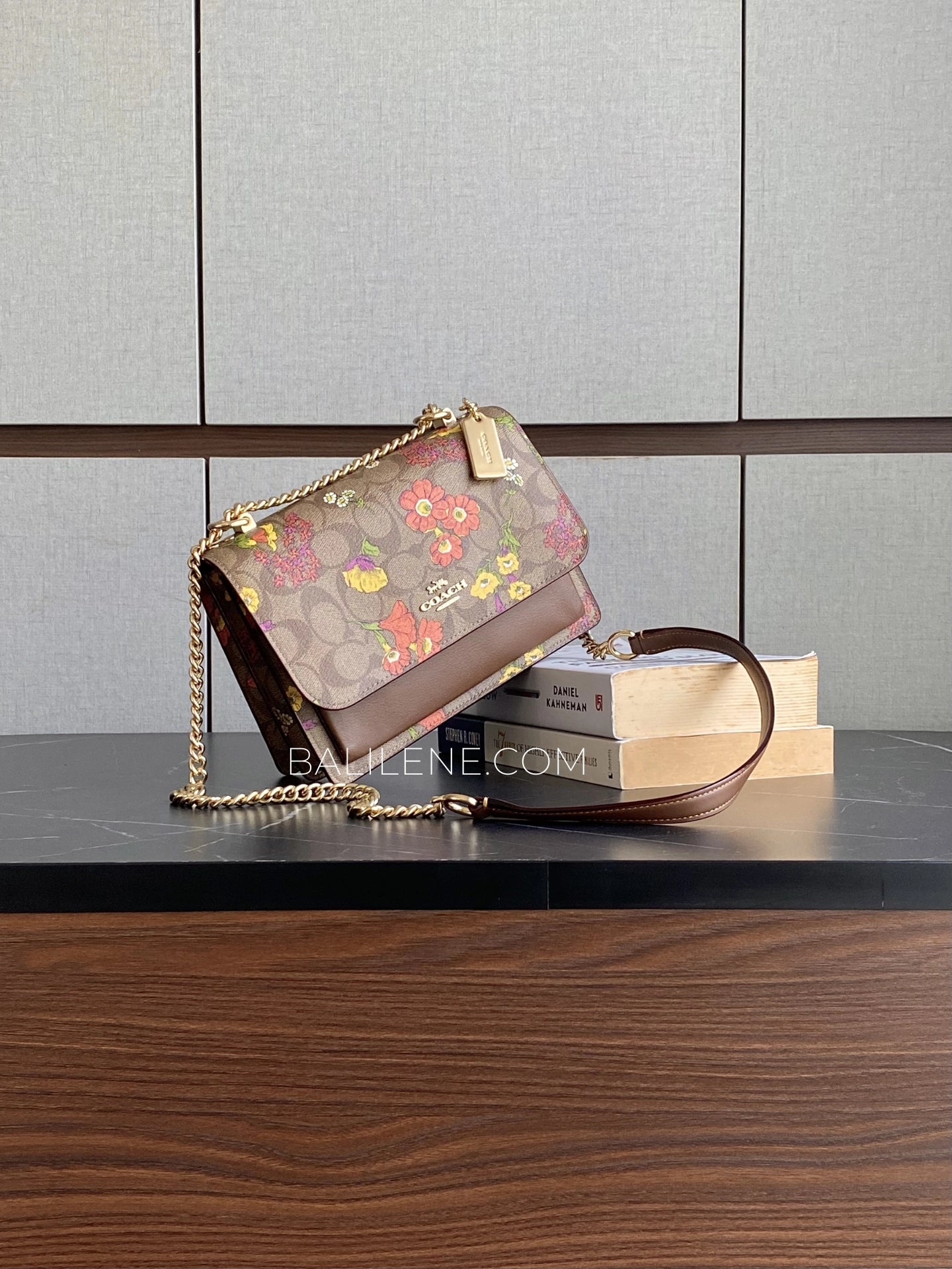 gambar-Coach-Klare-Crossbody-Bag-In-Signature-Canvas-With-Floral-Print-Khaki-Multi-balilene