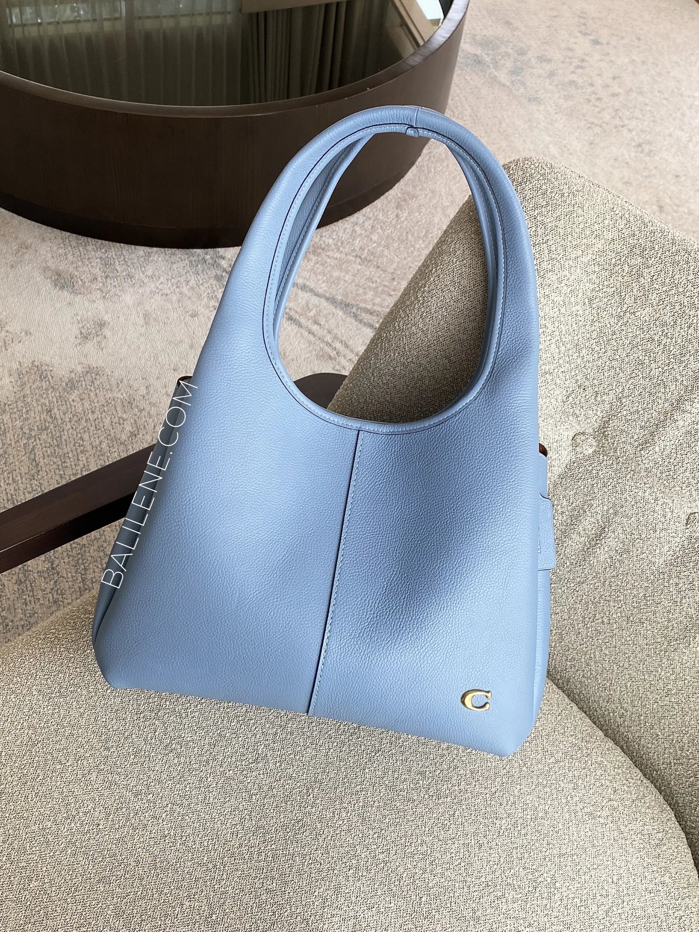 gambar-Coach-Lana-Shoulder-Bag-Pebble-Leather-Bluebell-balilene