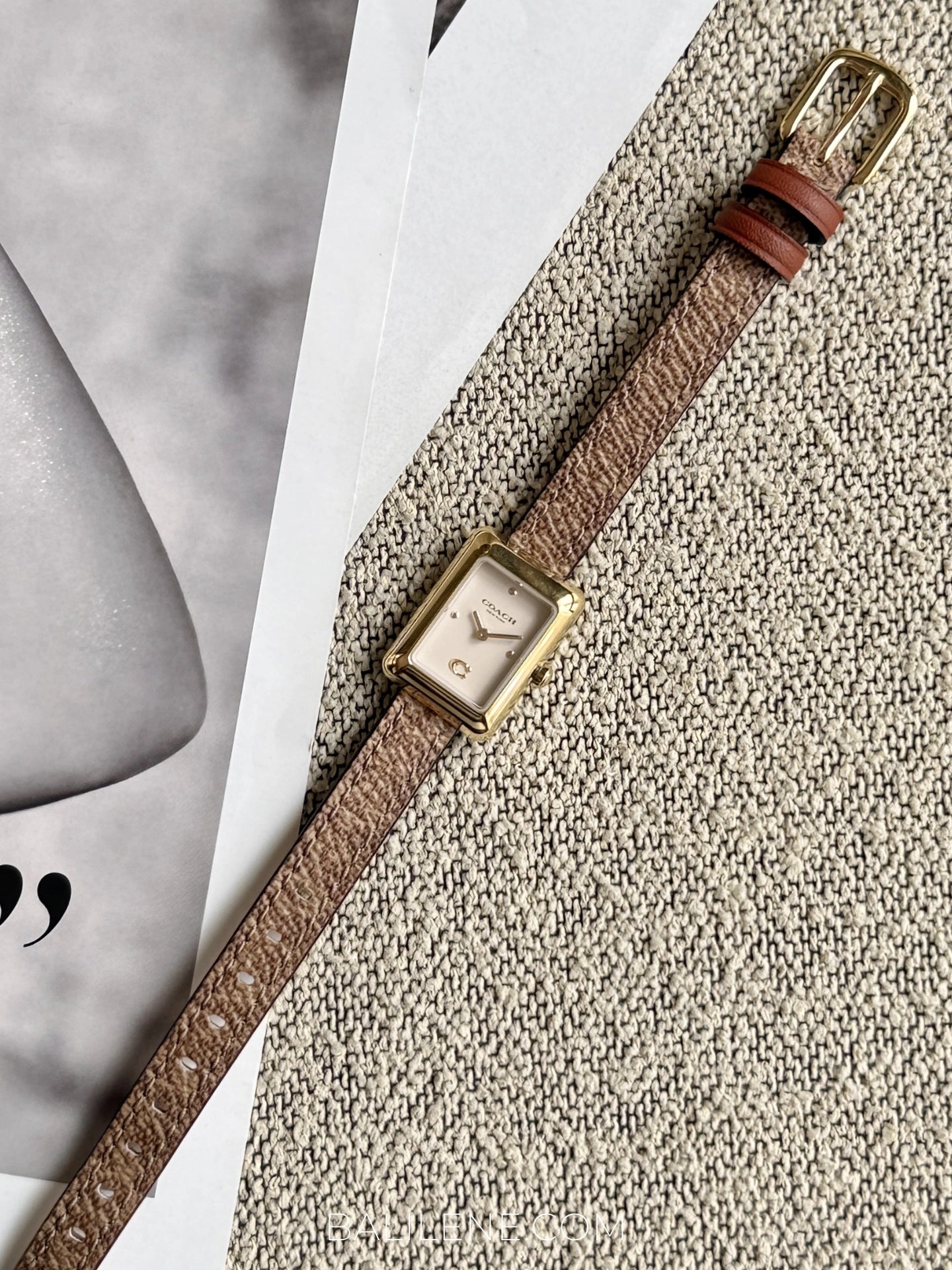 gambar-Coach-Mara-White-Dial-Canvas-Strap-Watch-Brown-balilene