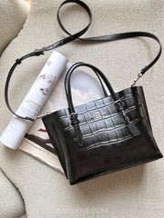 gambar-Coach-Mollie-Tote-Bag-25-Crocodile-Embossed-Black-balilene