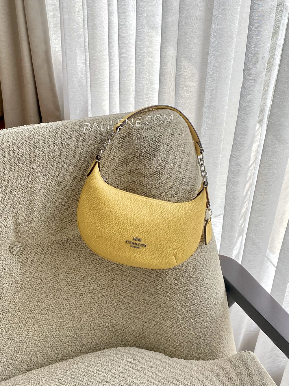 gambar-Coach-Payton-Mini-Pebbled-Leather-Daisy-balilene