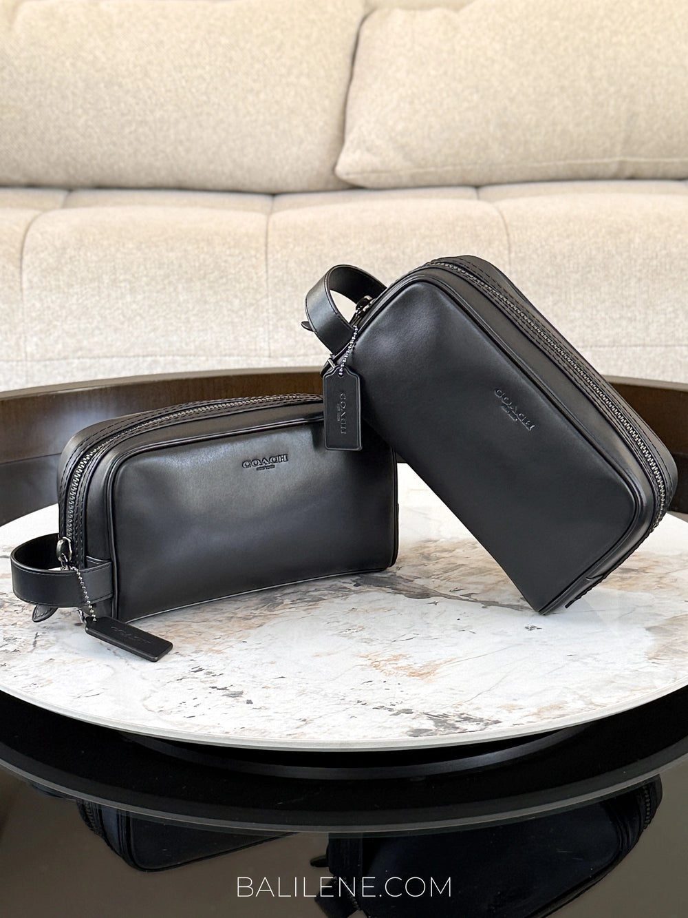 gambar-Coach-Small-Leather-Travel-Kit-Pouch-Bag-Black-balilene