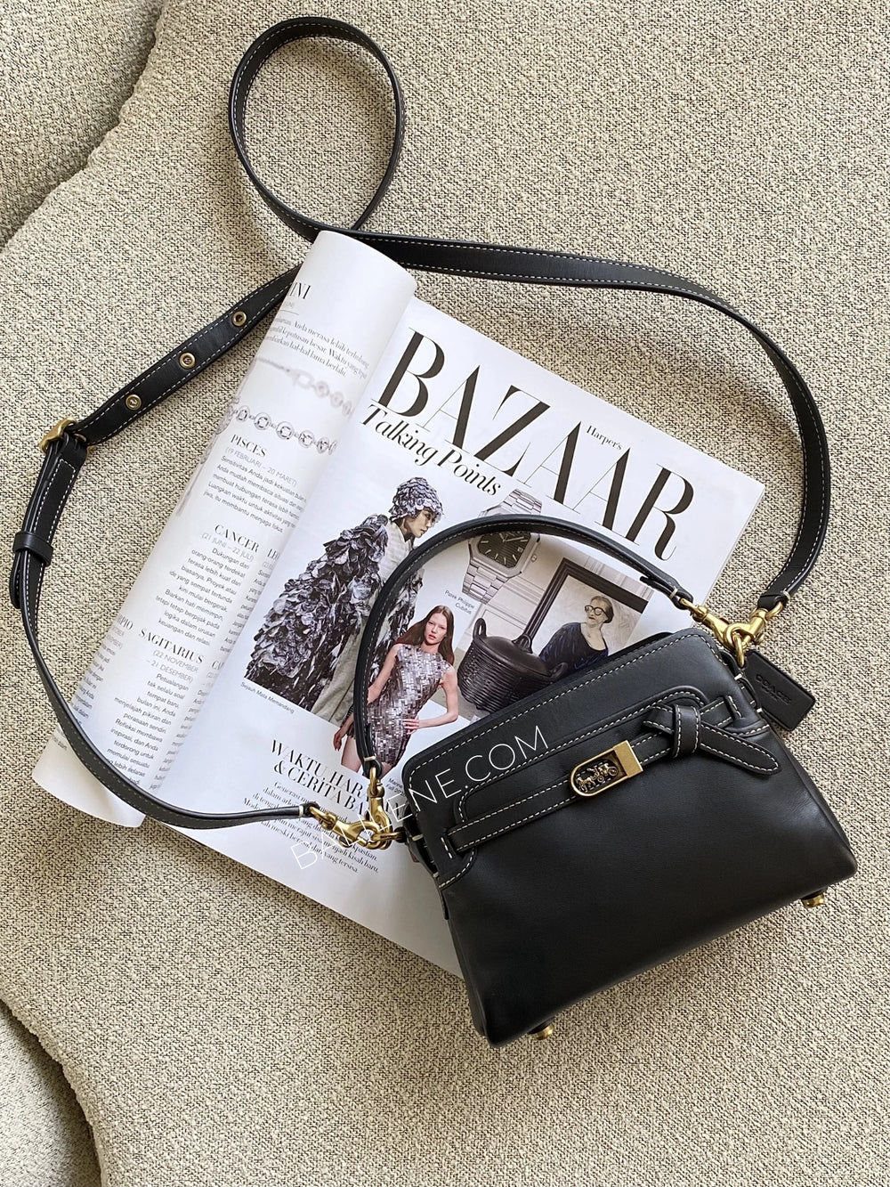gambar-Coach-Tate-18-Crossbody-Black-balilene