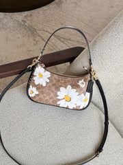 gambar-Coach-Teri-In-Signature-Canvas-With-FloraL-Print-Tan-Multi-balilene