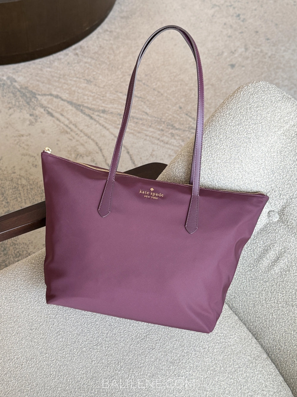 gambar-Kate-Spade-Kitt-Medium-Nylon-Tote-Bag-Deep-Cherry-balilene
