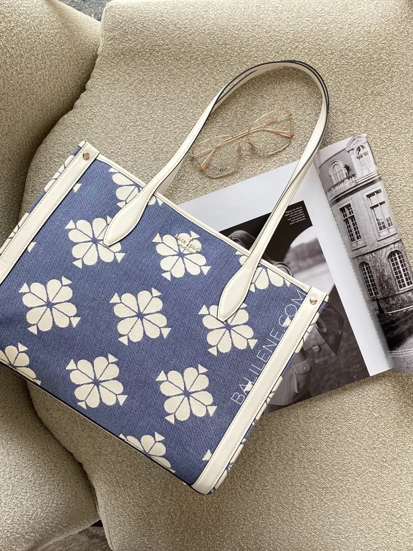gambar-Kate-Spade-Market-Tote-Spaced-Spade-Flower-Halo-White-balilene