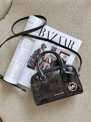 gambar-Michael-Kors-Thompson-Extra-Small-Distressed-Convertible-Satchel-Bag-Black-balilene