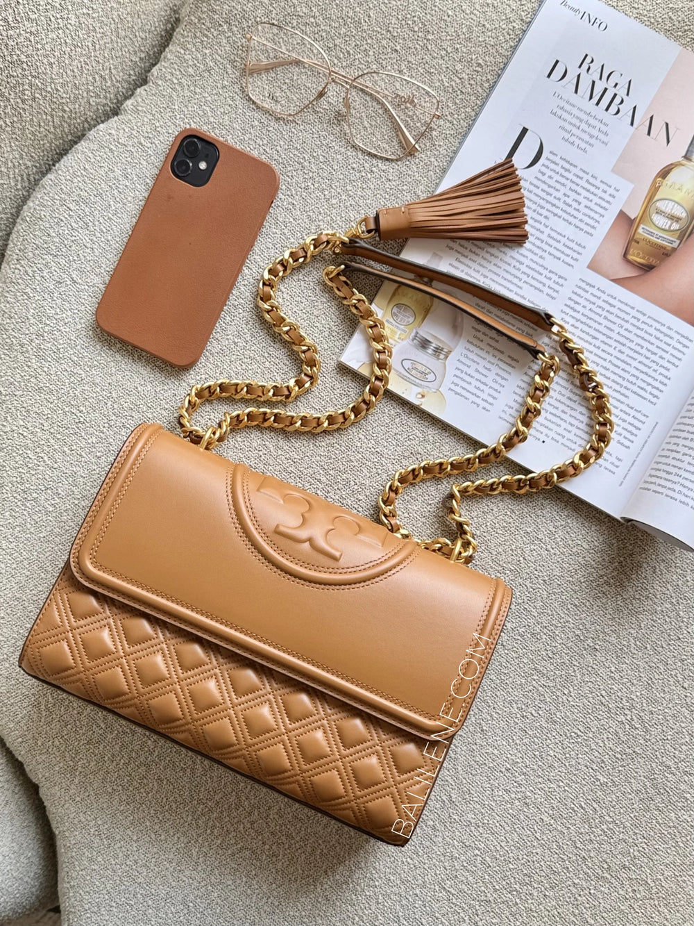 gambar-Tory-Burch-Fleming-Convertible-Shoulder-Bag-Kobicha-balilene