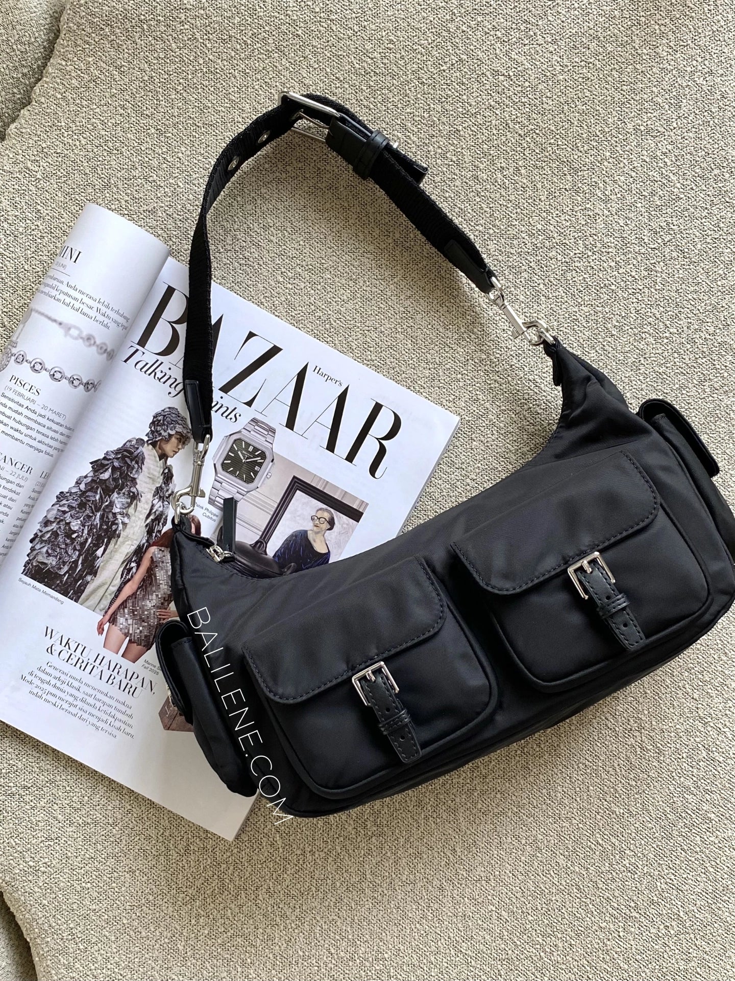 gambar-Tory-Burch-Nylon-Convertible-Shoulder-Bag-Black-balilene