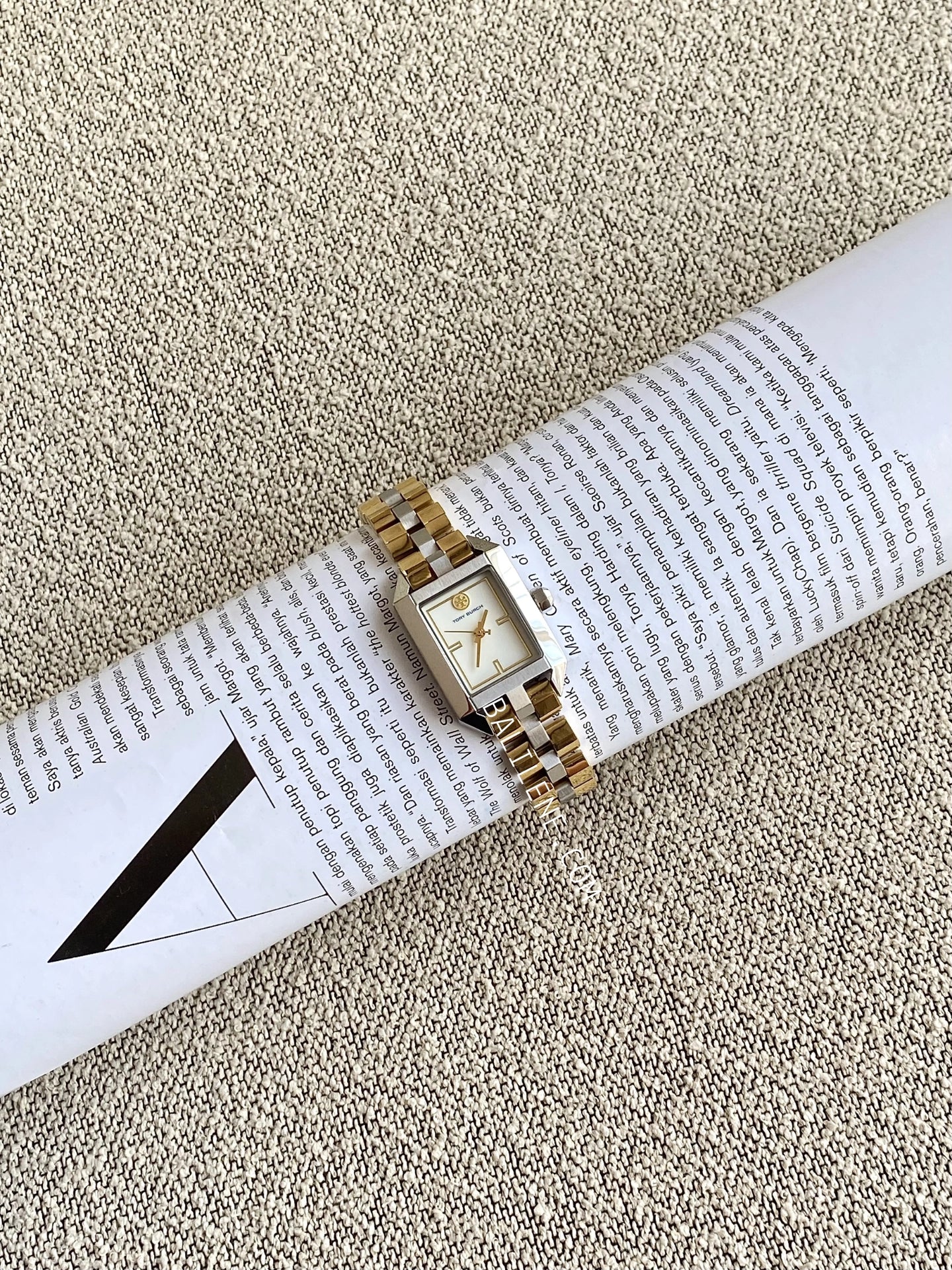gambar-Tory-Burch-TBW1102-Dalloway-Three-Hand-Two-Tone-Stainless-Steel-Watch-balilene