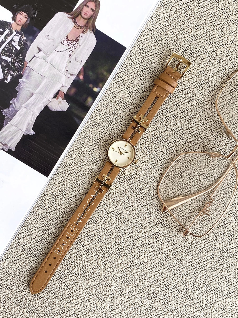 gambar-Tory-Burch-Women-Gold-Tone-Logo-Brown-Leather-Watch-balilene