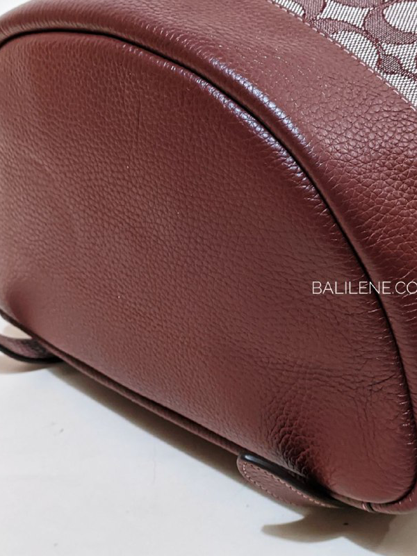gambar-bawah-Coach-Dempsey-Drawstring-Backpack-In-Signature-Jacquard-With-Stripe-And-Coach-Patch-Wine-Multi