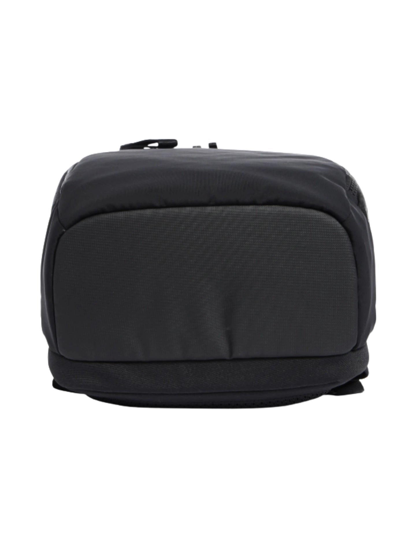 gambar-bawah-Innsbruck-Backpack-Black-TUMI