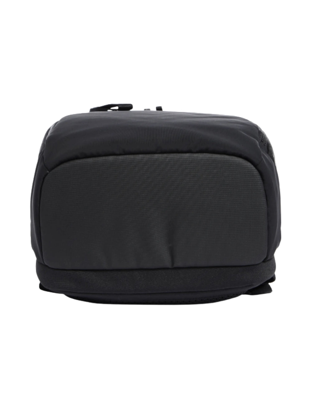 gambar-bawah-Innsbruck-Backpack-Black-TUMI