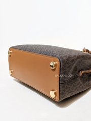 gambar-bawah-Michael-Kors-Edith-Small-Logo-Satchel-Brown