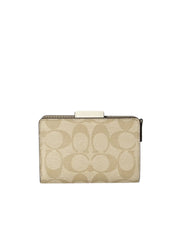 gambar-belakang-Coach-Medium-Corner-Zip-Wallet-In-Signature-Canvas-Light-KhakiChalkWEBP