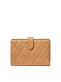 gambar-belakang-Kate-Carey-Quilted-Leather-Medium-Compact-Bifold-Wallet-Tiramisu-Mousse