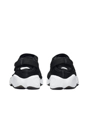 gambar-belakang-Nike-Air-Rift-Breathe-BlackWhiteCool-GreyWEBP
