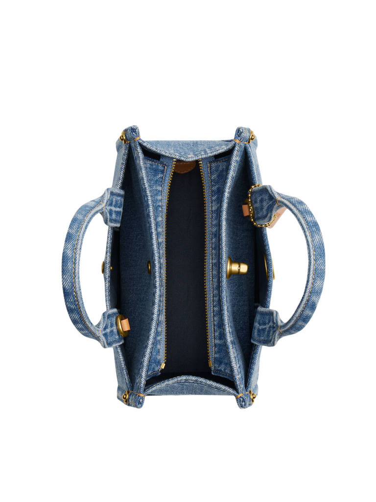 gambar-dalam-Coach-Cargo-Denim-Tote-Bag-20-Indigo