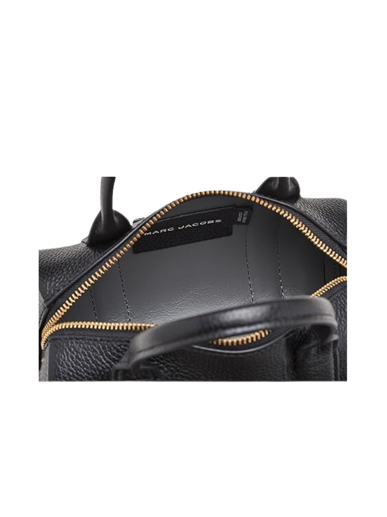 gambar-dalam-Marc-Jacobs-The-Duffle-Mini-Leather-Bag-Black