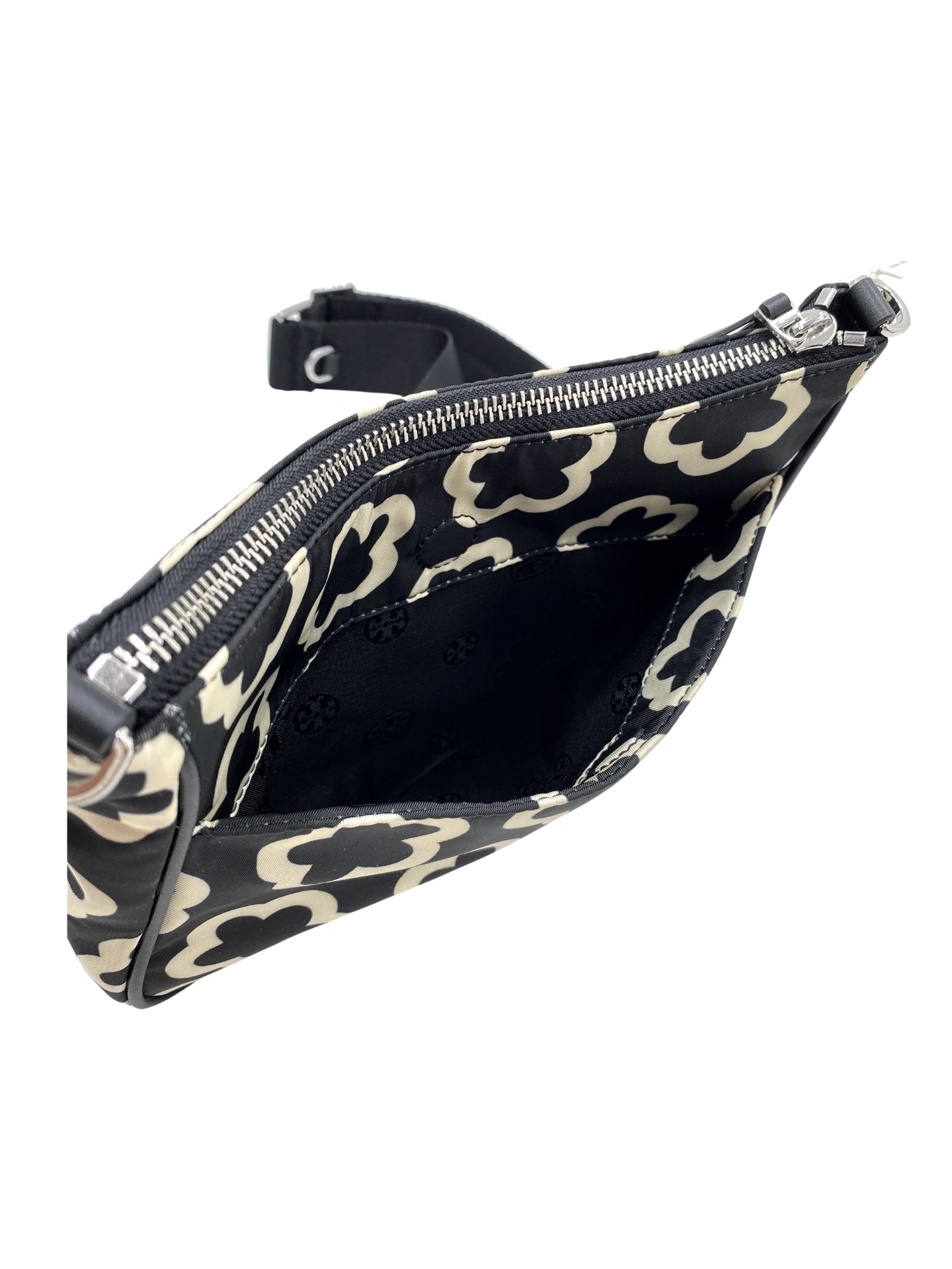 gambar-dalam-Tory-Burch-Nylon-Printed-Web-Convertible-Crossbody-Bag-The-Flower-Black-Ivory
