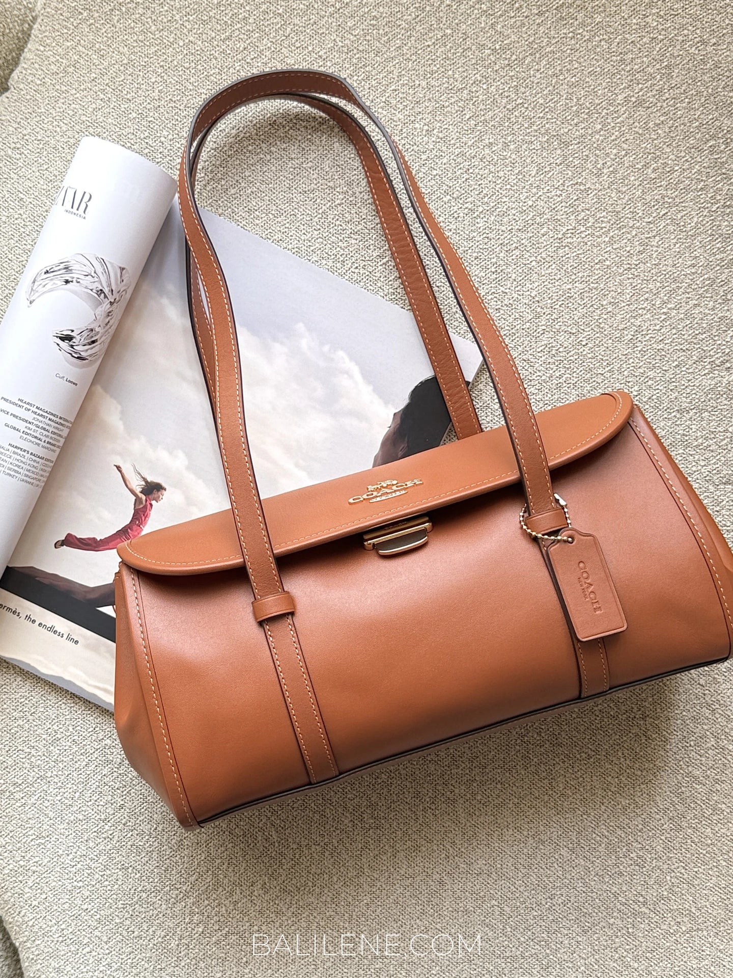 gambar-depan-Coach-Bridget-Flap-Shoulder-Bag-Tan-balilene