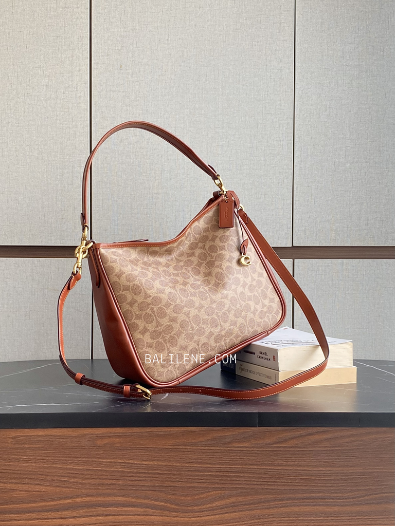 gambar-depan-Coach-Cary-Shoulder-Bag-In-Signature-Canvas-Tan-Rust-balilene