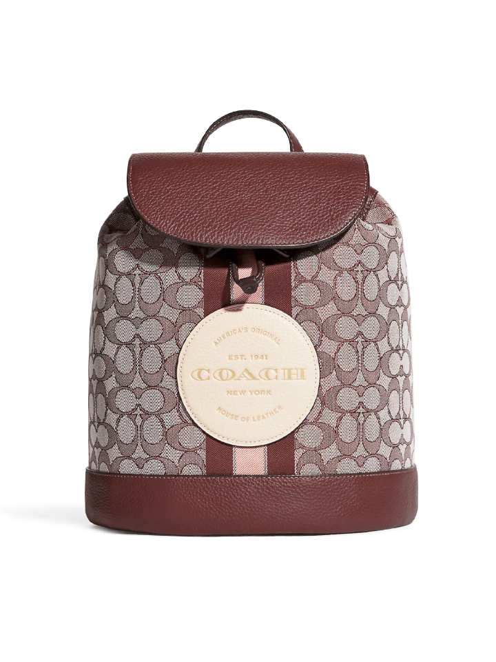 gambar-depan-Coach-Dempsey-Drawstring-Backpack-In-Signature-Jacquard-With-Stripe-And-Coach-Patch-Wine-Multi