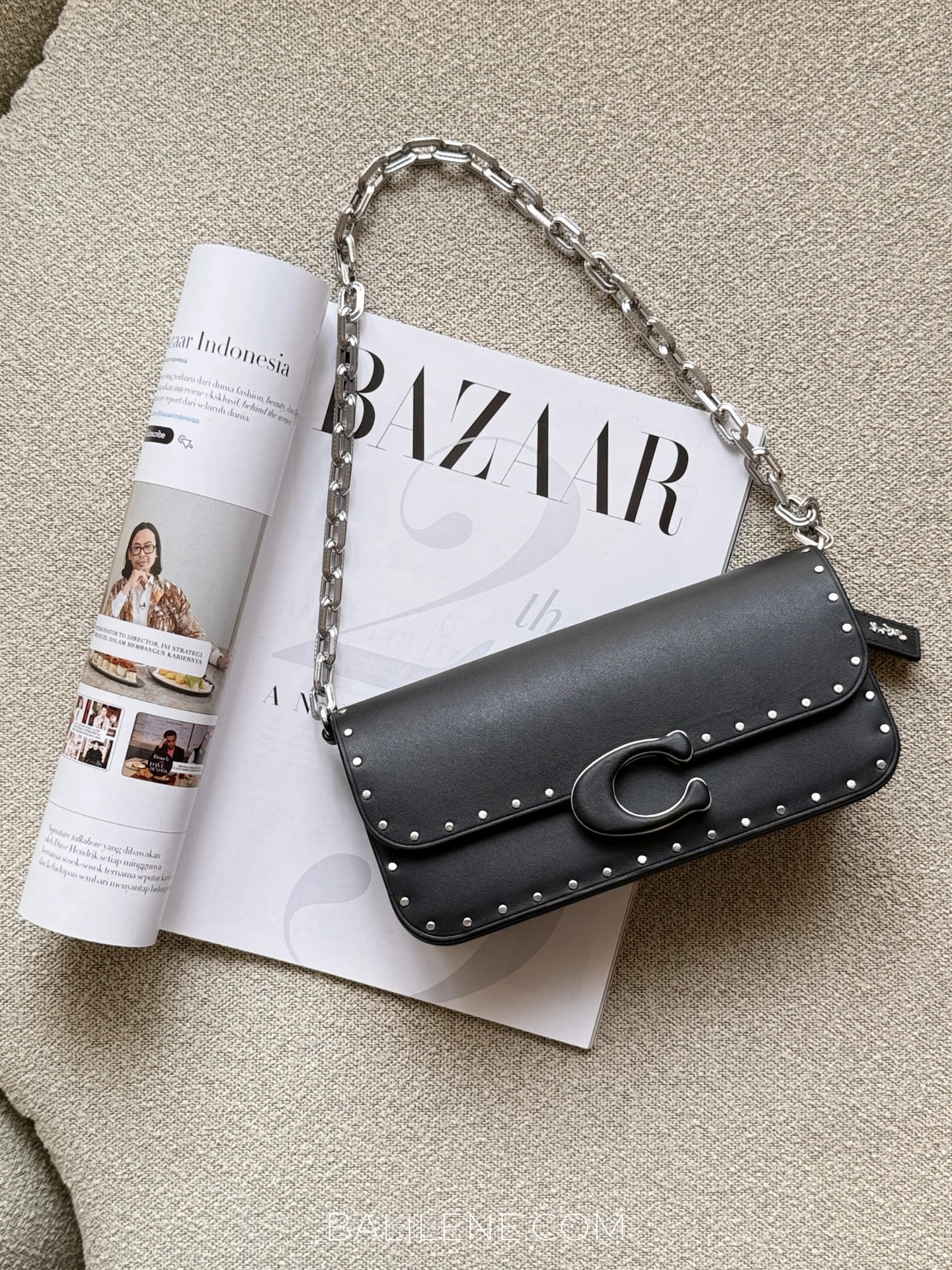 gambar-depan-Coach-Idol-Bag-23-With-Rivets-Black-balilene