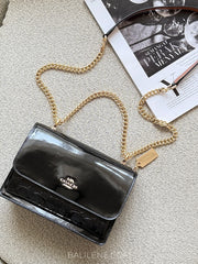gambar-depan-Coach-Klare-Crossbody-Bag-In-Signature-Patent-Leather-Black-balilene