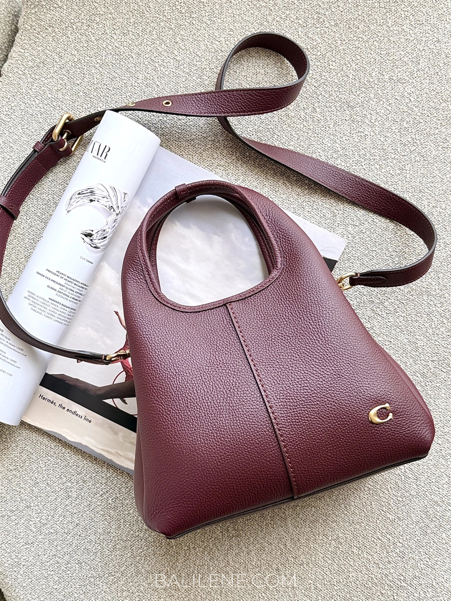 gambar-depan-Coach-Lana-Shoulder-Bag-23-Merlot-balilene