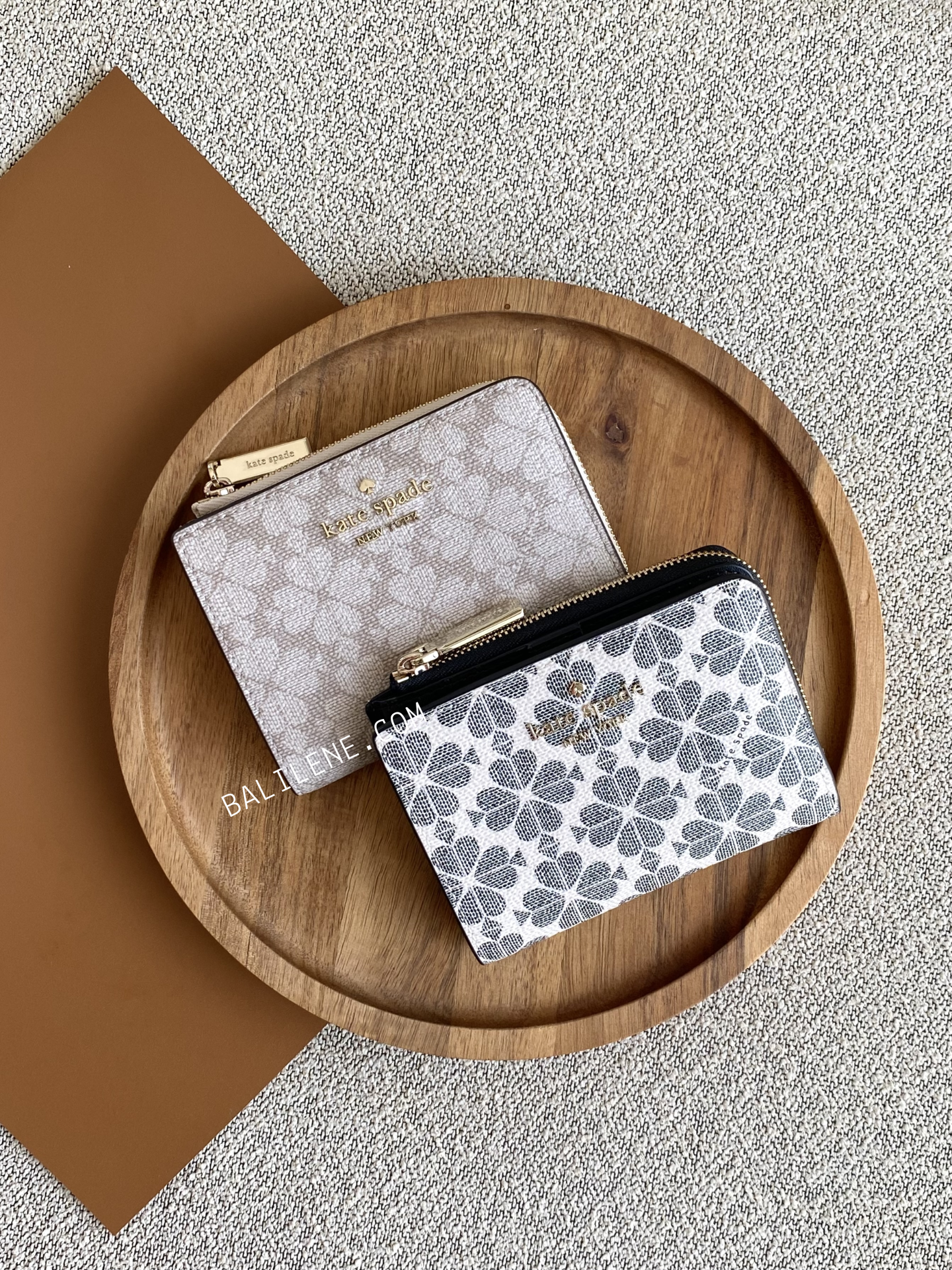 gambar-depan-Kate-Spade-Signature-Spade-Flower-Small-L-Zip-Wallet-balilene