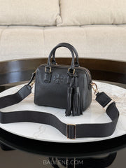 gambar-depan-Tory-Burch-87899-Thea-Mini-Web-Satchel-Black-balilene