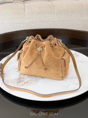 gambar-depan-Tory-Burch-Charlie-Suede-Drawstring-Shoulder-Bag-Wild-Tabacco-balilene