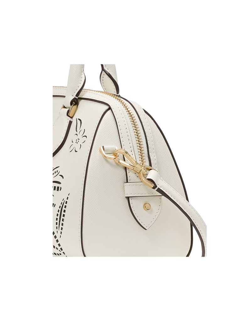 gambar-detail-Kate-Spade-Madison-Perforated-Small-Dolly-Duffle-Meringue