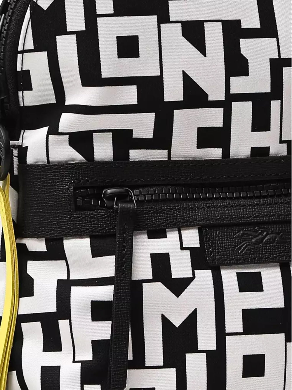 gambar-detail-Longchamp-Le-Pliage-LGP-Backpack-White-Black