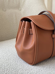 gambar-samping-Coach-Bridget-Flap-Shoulder-Bag-Tan-balilene