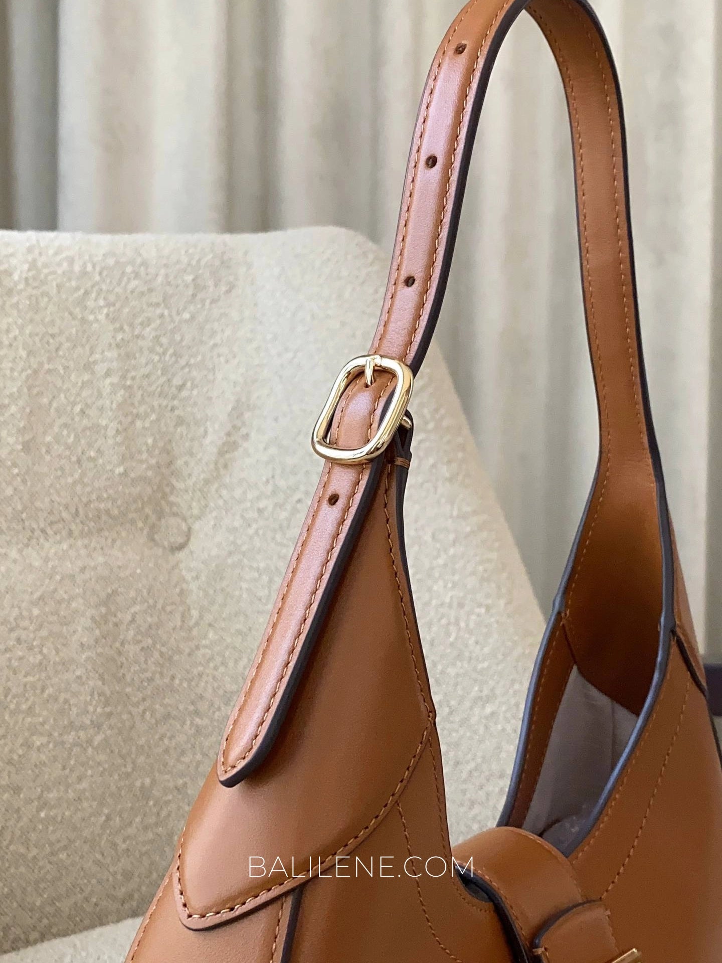 gambar-samping-Kate-Spade-Nouveau-Small-Shoulder-Bag-Cavern-Clay-balilene