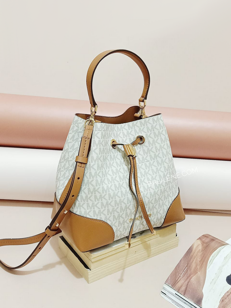 MICHAEL Michael Kors Mercer Gallery Small Bucket Bag