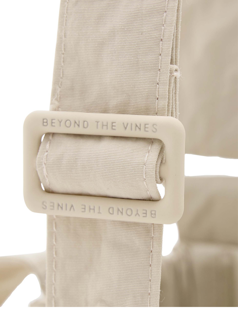 gambar-strap-Beyond-The-Vines-Micro-Dumpling-Crossbody-bag-Cream