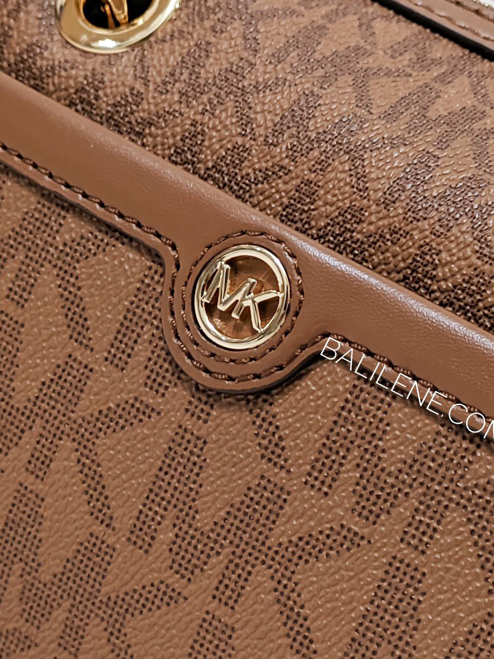 logo-Michael-Kors-Blaire-Extra-Small-Logo-Duffle
