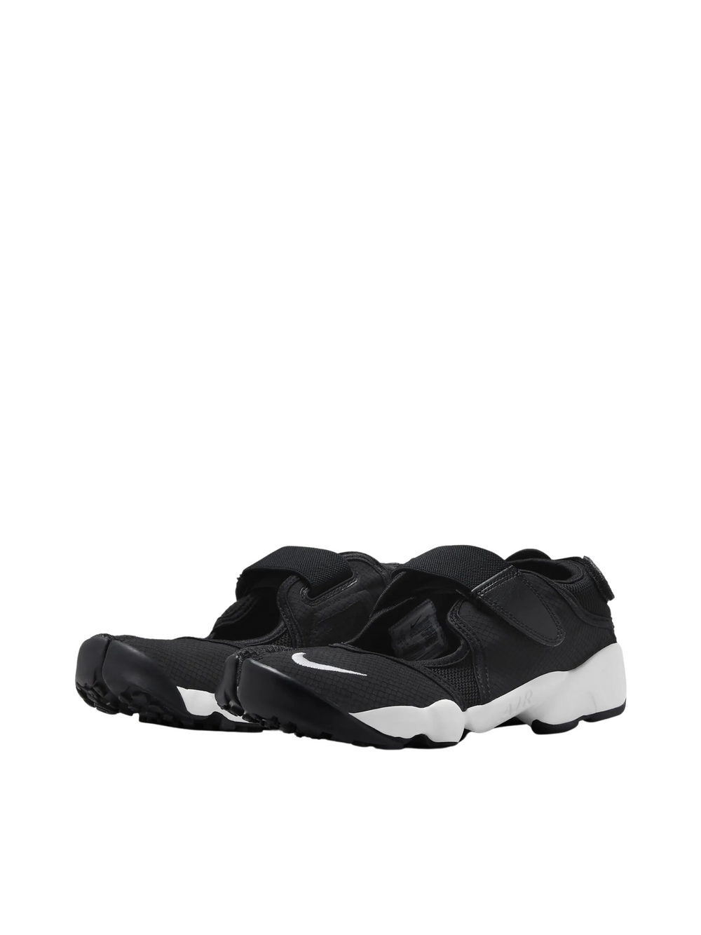 nampak-depan-Nike-Air-Rift-Breath-Black